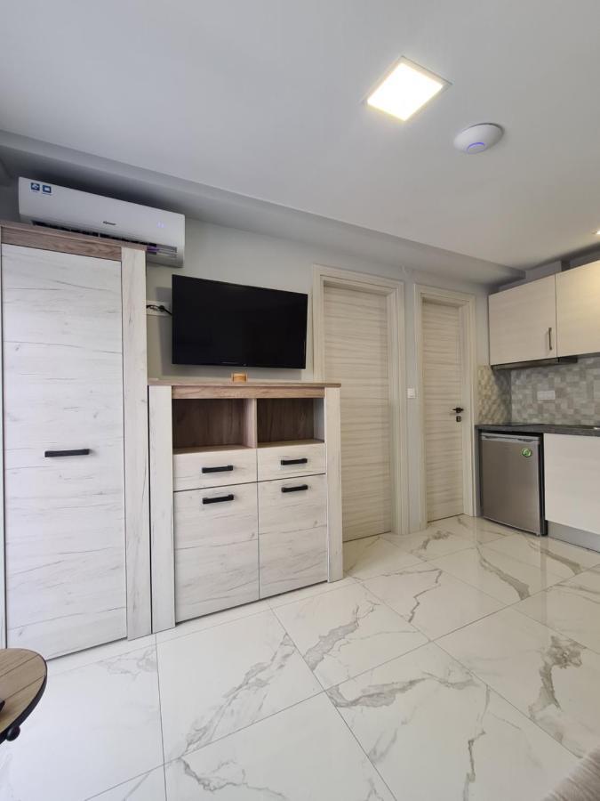 Apartments Nera Paralia-Apartment With Sea View المظهر الخارجي الصورة