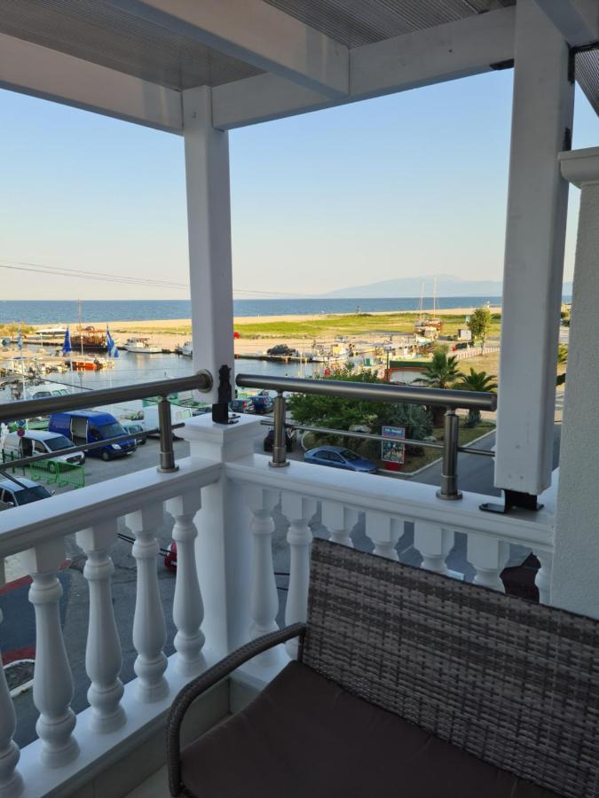 Apartments Nera Paralia-Apartment With Sea View المظهر الخارجي الصورة