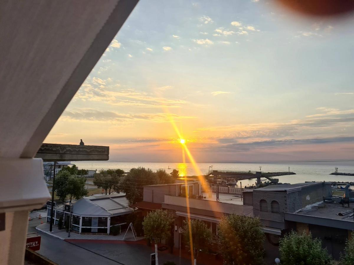 Apartments Nera Paralia-Apartment With Sea View المظهر الخارجي الصورة