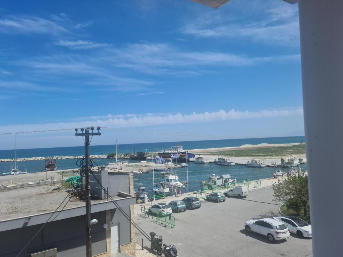 Apartments Nera Paralia-Apartment With Sea View المظهر الخارجي الصورة