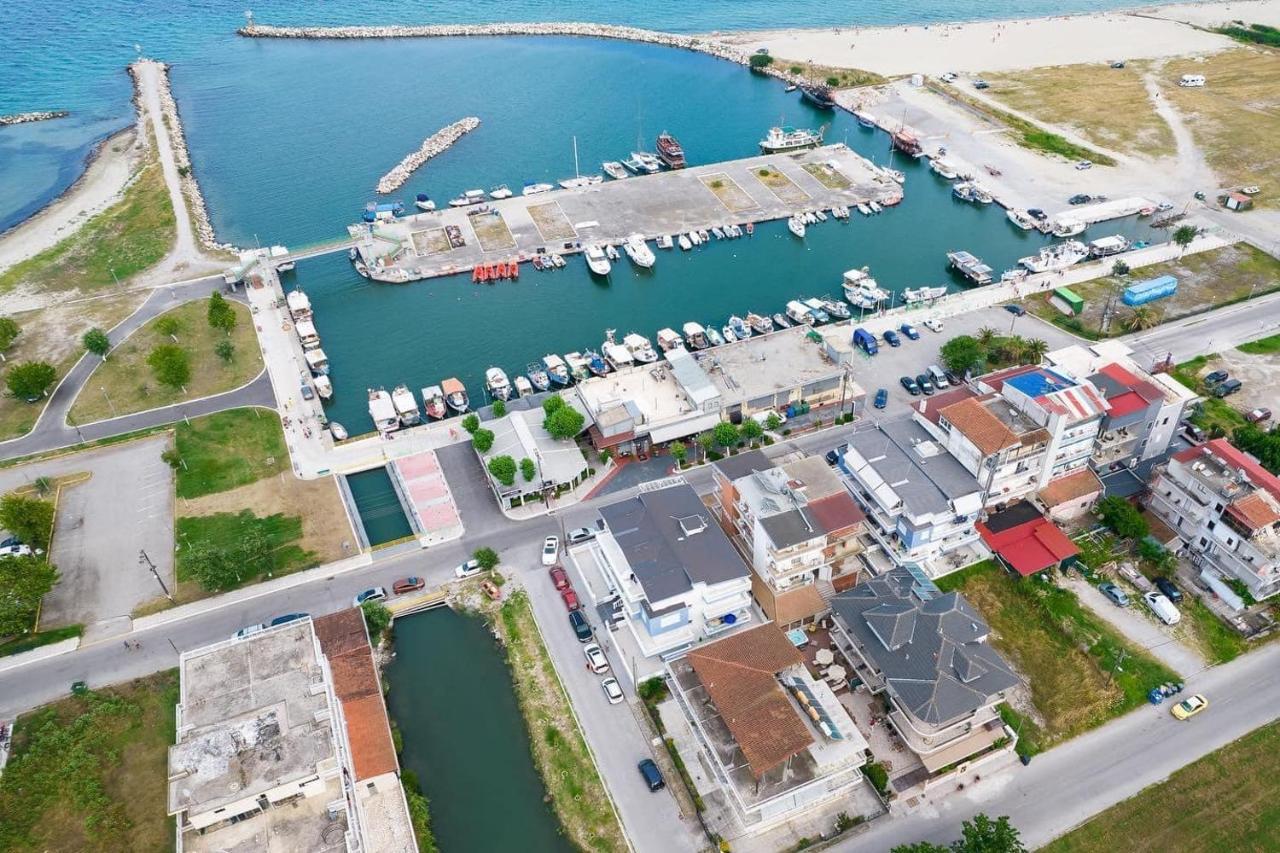 Apartments Nera Paralia-Apartment With Sea View المظهر الخارجي الصورة