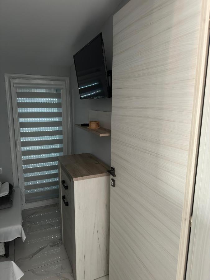 Apartments Nera Paralia-Apartment With Sea View المظهر الخارجي الصورة